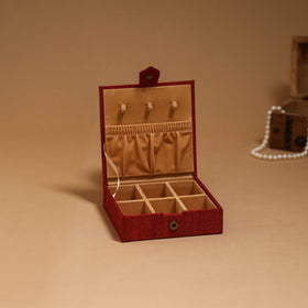 Natural dyed handpainted kalamkari jewellery box 02