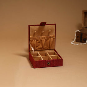 Natural dyed handpainted kalamkari jewellery box 06