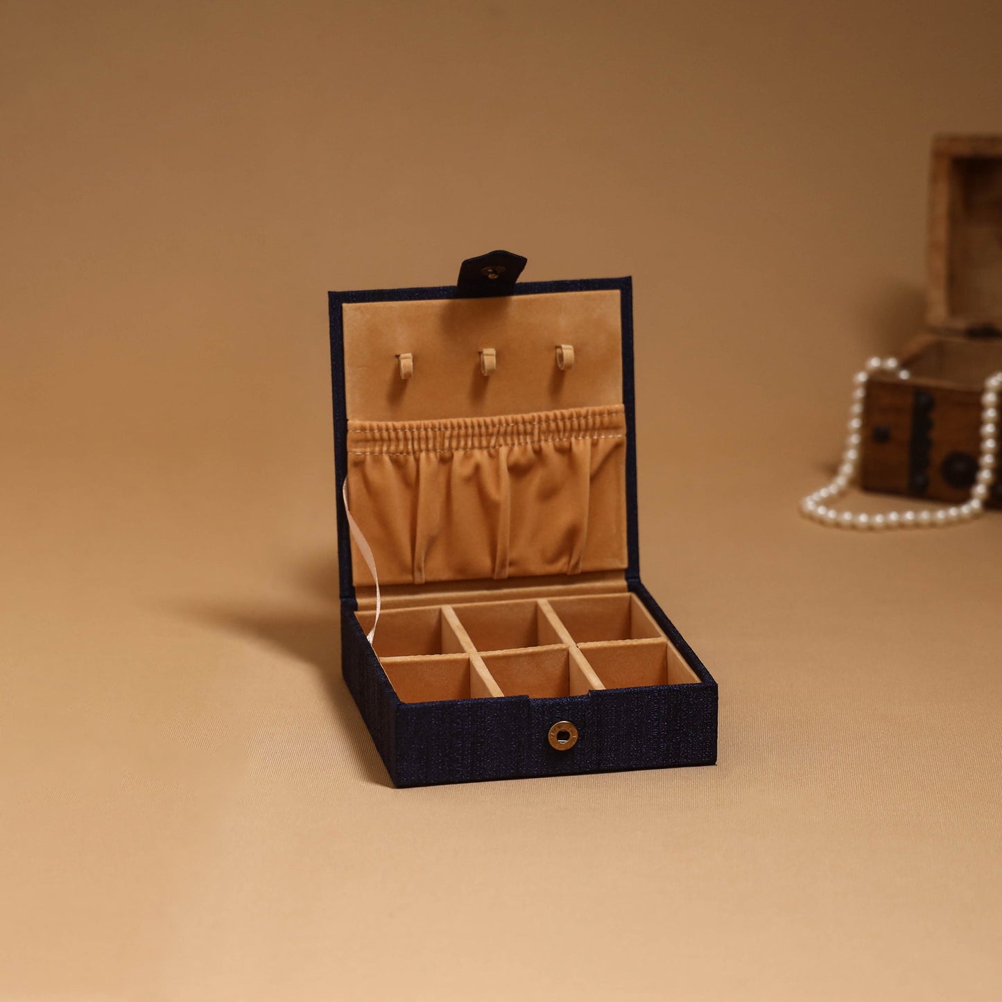 Natural dyed handpainted kalamkari jewellery box 09