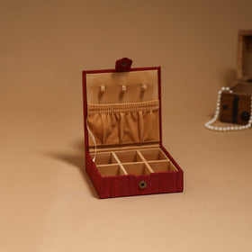 Natural dyed handpainted kalamkari jewellery box 10