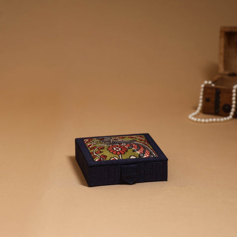 Natural dyed handpainted kalamkari jewellery box 13