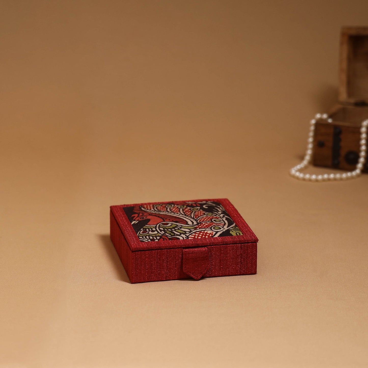 Natural dyed handpainted kalamkari jewellery box 16