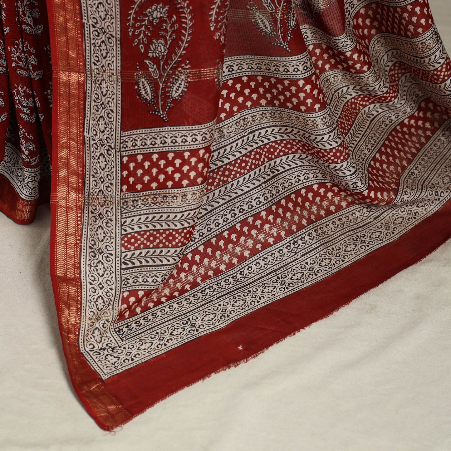 Natural Dyed Maheshwari Silk Bagh Print Saree