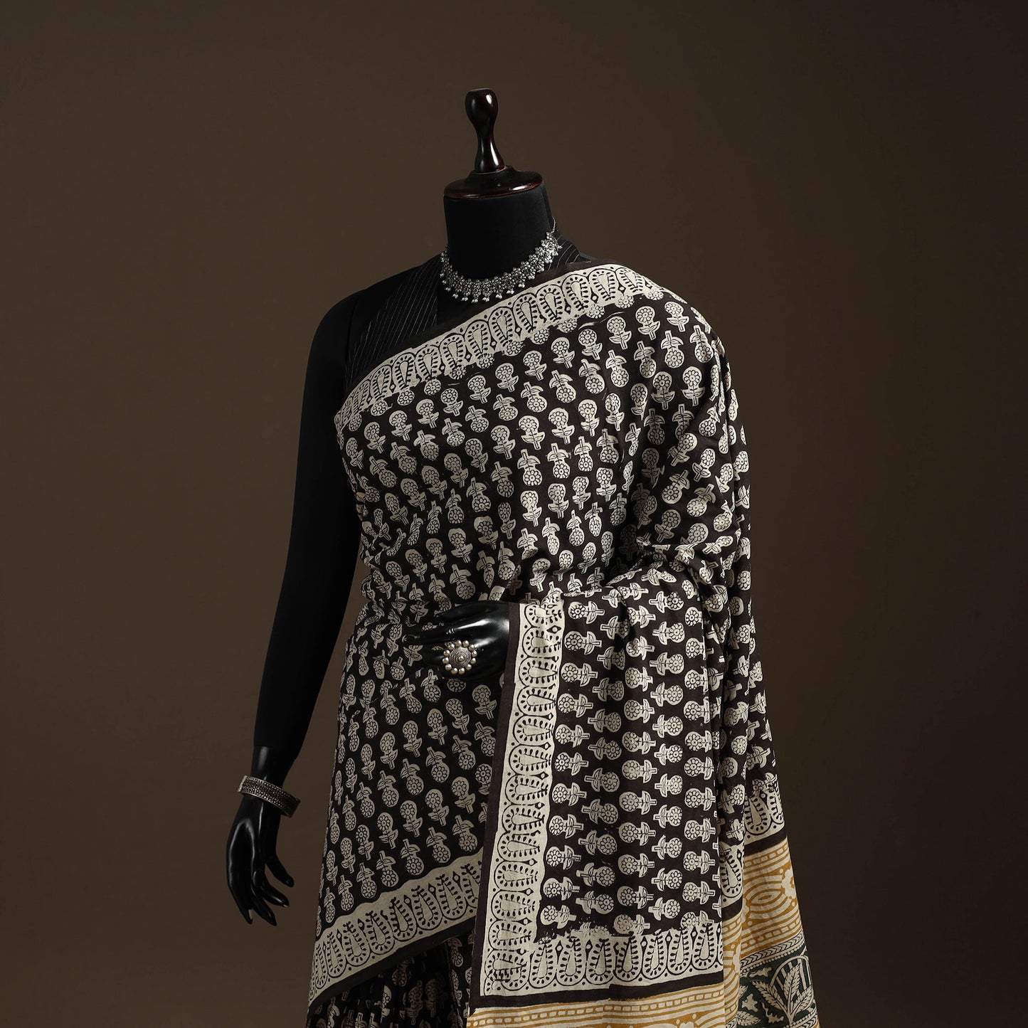 Natural dyed mul cotton hand bagru saree 13 - handcrafted