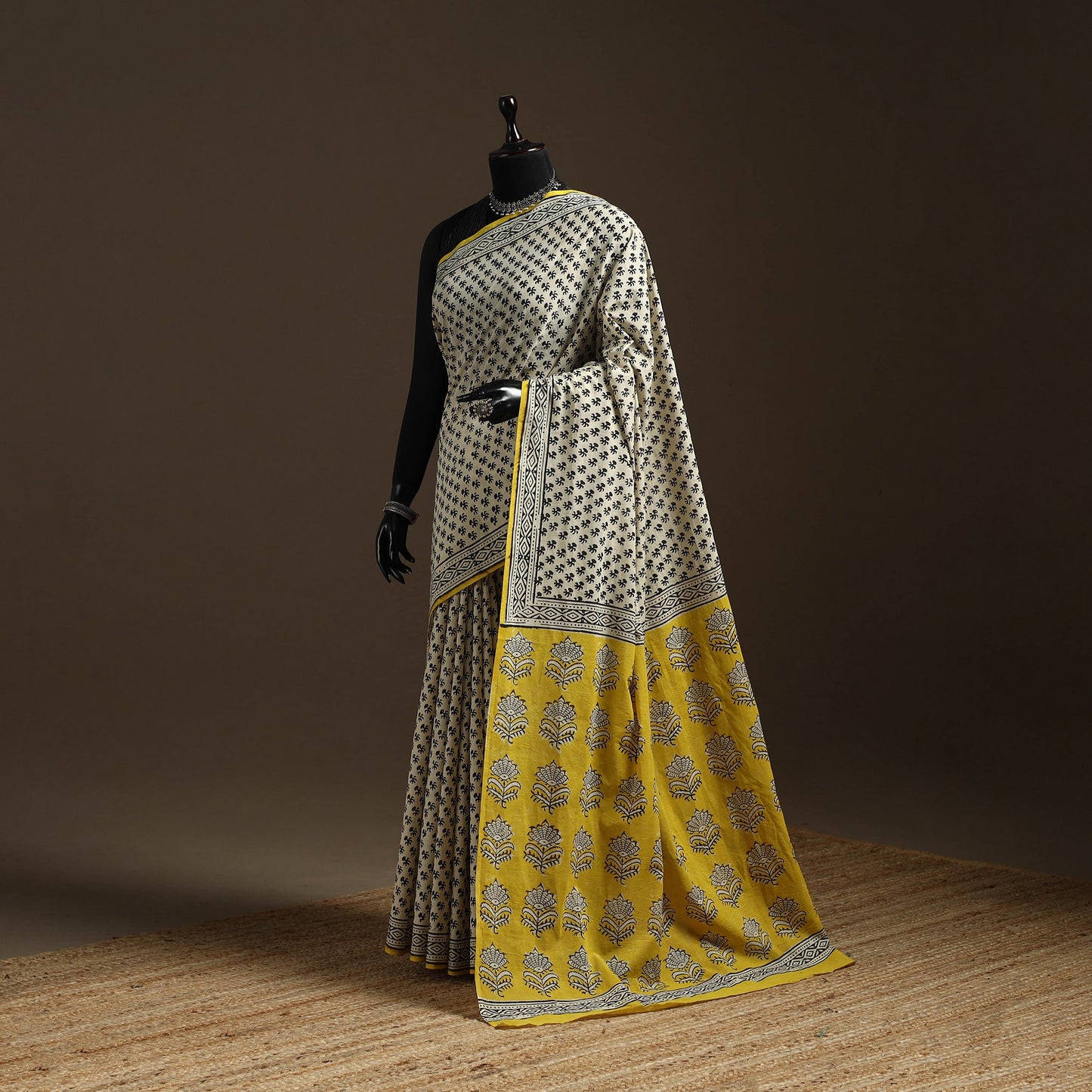 Natural dyed mul cotton hand bagru saree 18 - handcrafted