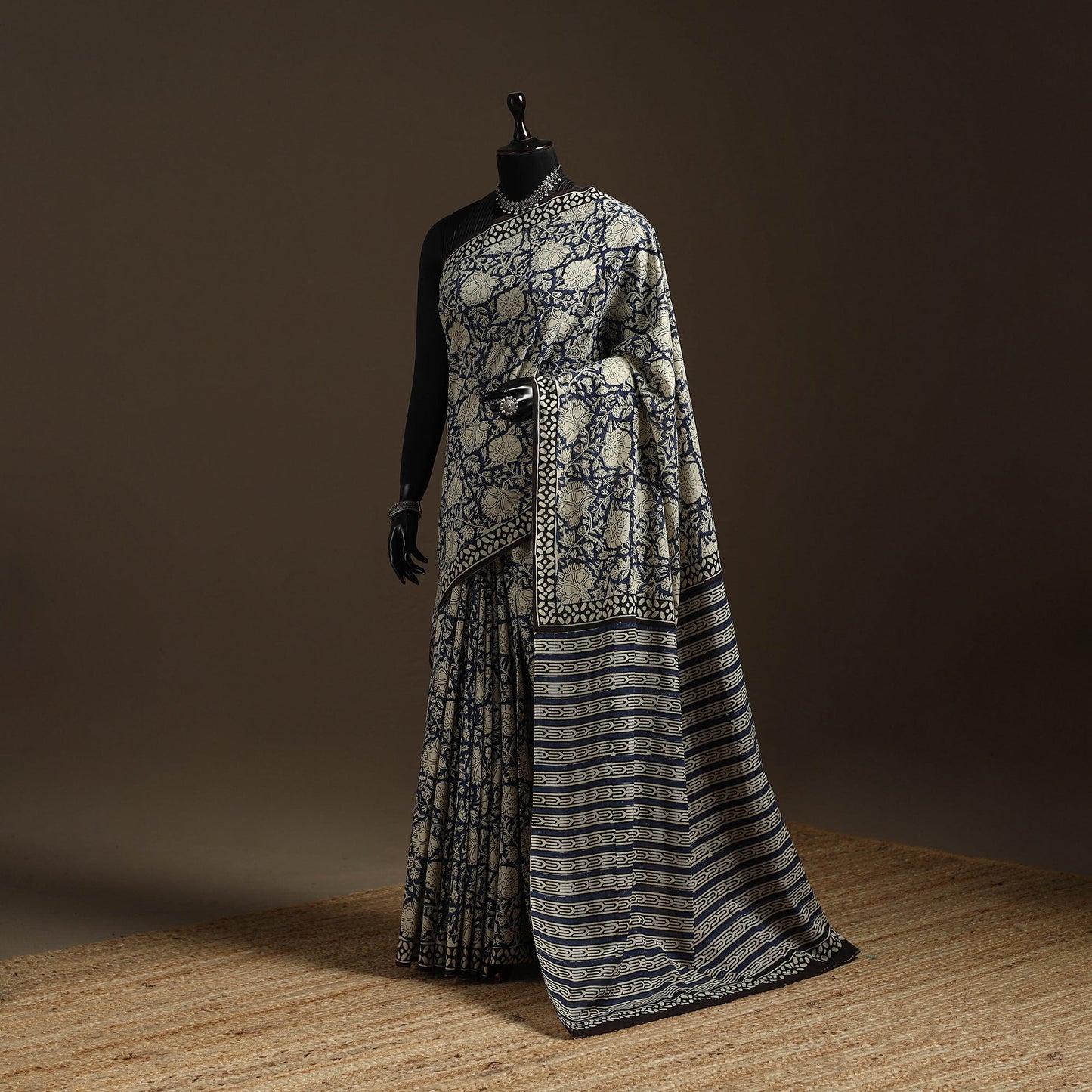 Natural dyed mul cotton hand bagru saree 19 - handcrafted