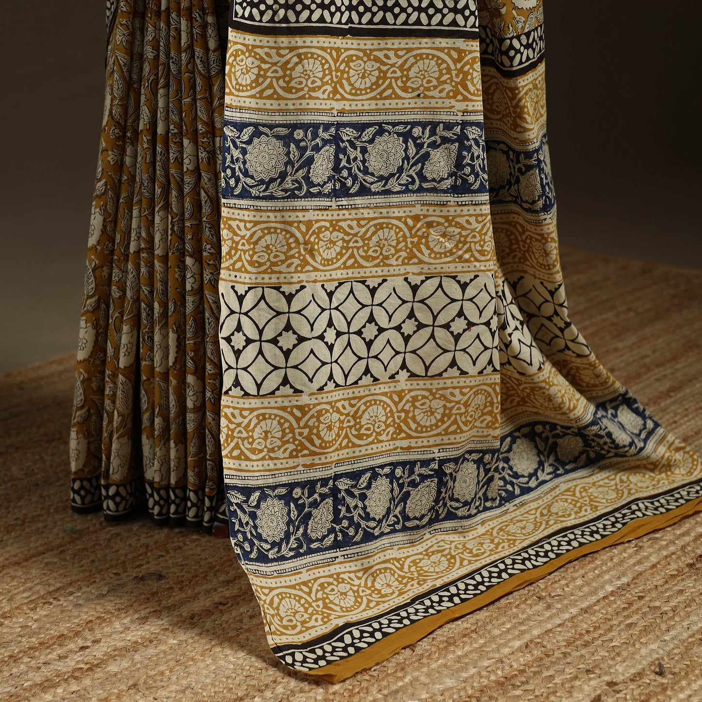 Natural dyed mul cotton hand bagru saree 20 - handcrafted