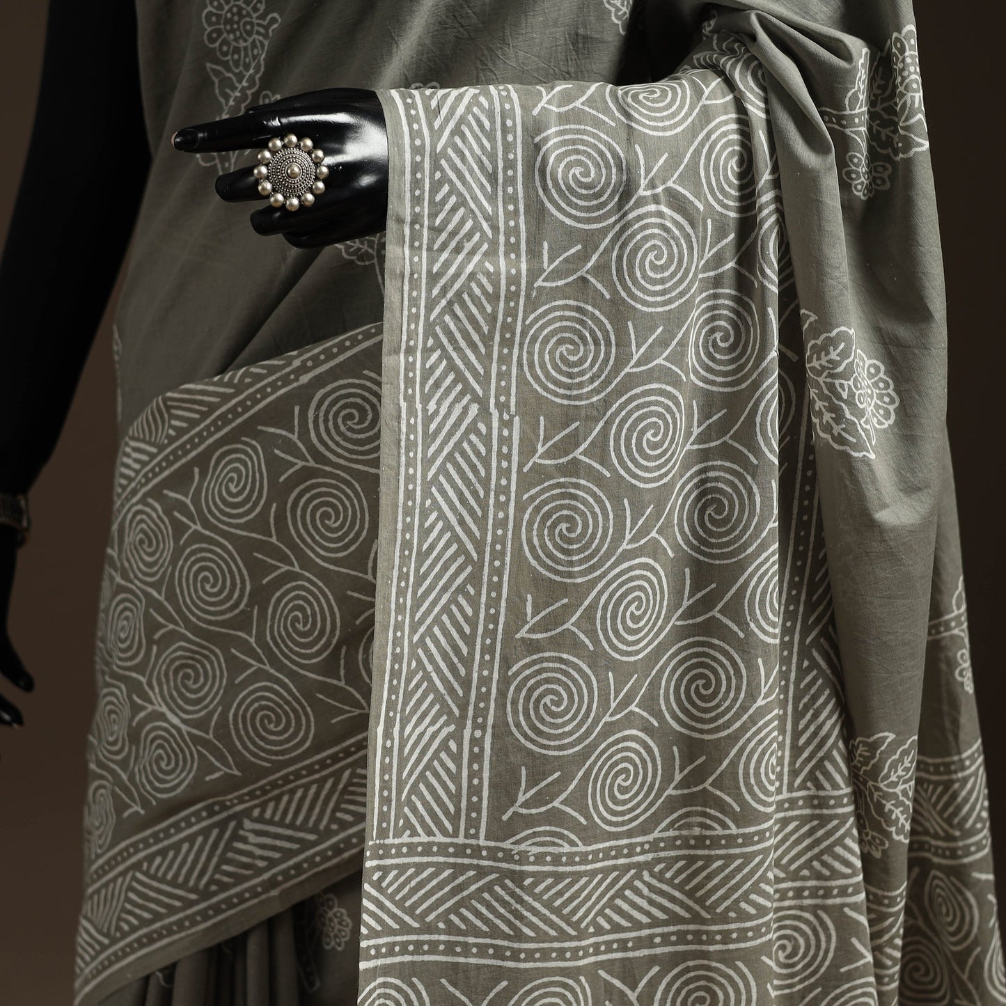 Natural dyed mul cotton hand bagru saree 23 - handcrafted