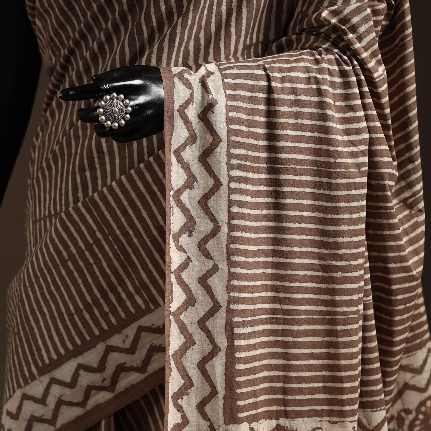 Natural dyed mul cotton hand bagru saree 28 - handcrafted