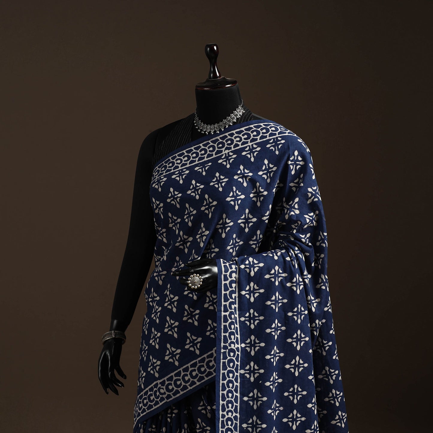 Natural dyed mul cotton indigo hand bagru saree 21