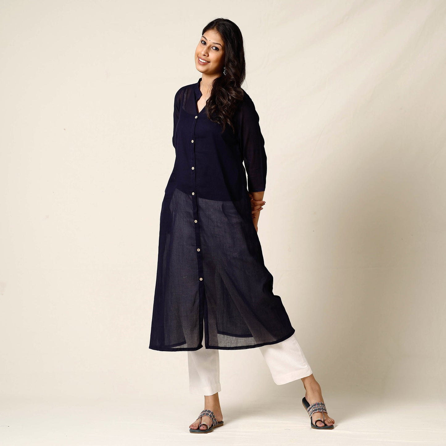  Mulmalai Cotton Plain Dyed Long Kurta 