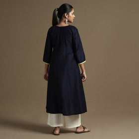 Buy Plain Solid Slub Silk Kurta with Beadwork Hand Embroidery Lace Online at iTokri.com