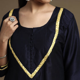 Buy Plain Solid Slub Silk Kurta with Beadwork Hand Embroidery Lace Online at iTokri.com