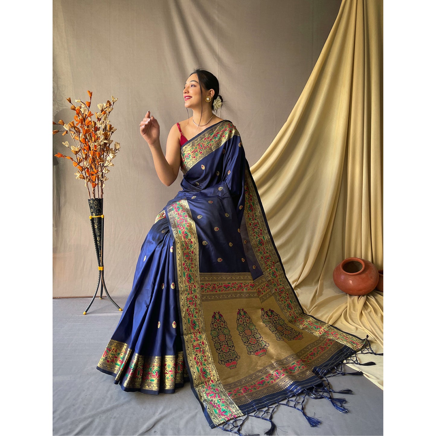 Paithani Navy Blue Paithani Silk Handwork Saree