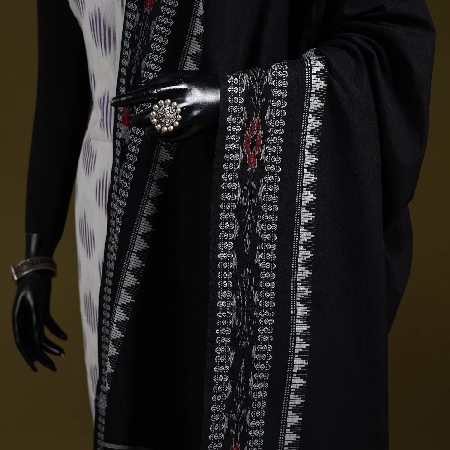 Odisha ikat cotton sambalpuri dupatta 05 - handcrafted