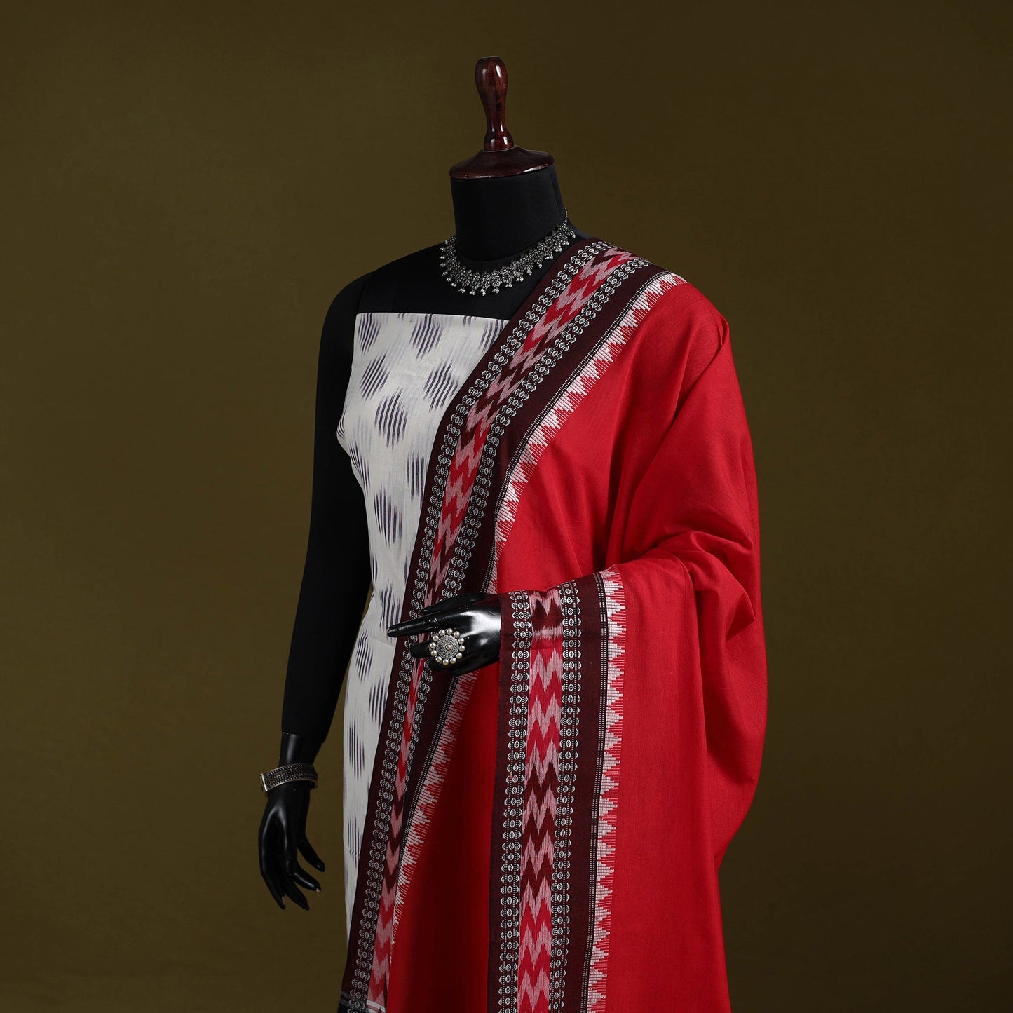 Odisha ikat cotton sambalpuri dupatta 11 - handcrafted