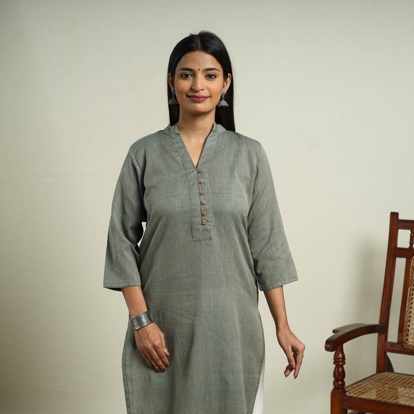 Buy Olive Green Jhiri Handloom Straight Cotton Kurta for Women