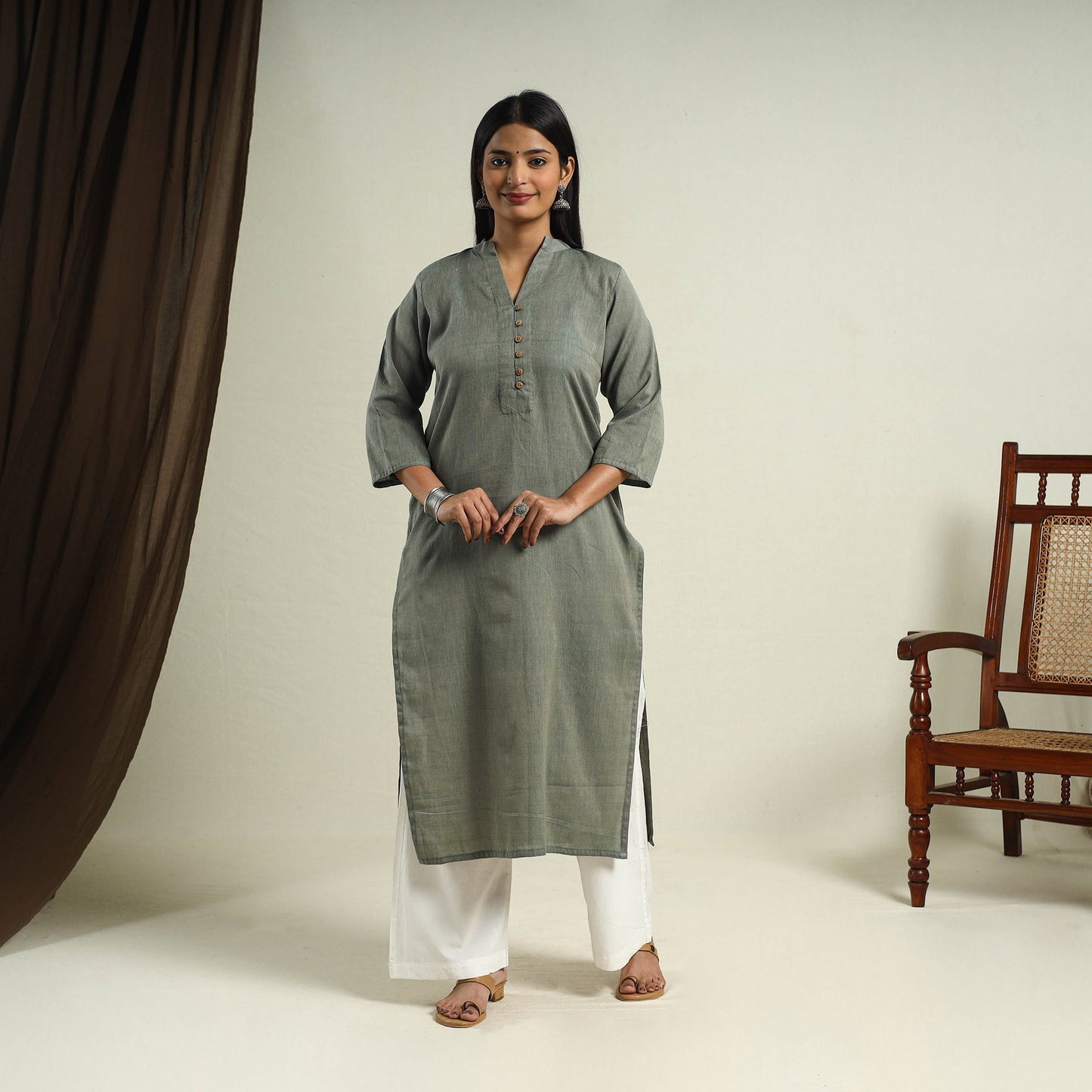 Buy Olive Green Jhiri Handloom Straight Cotton Kurta for Women