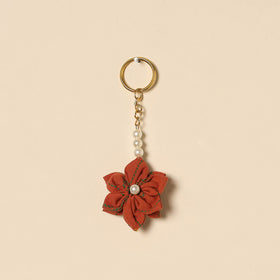 Beaded fabart flower keychain 09 - handcrafted