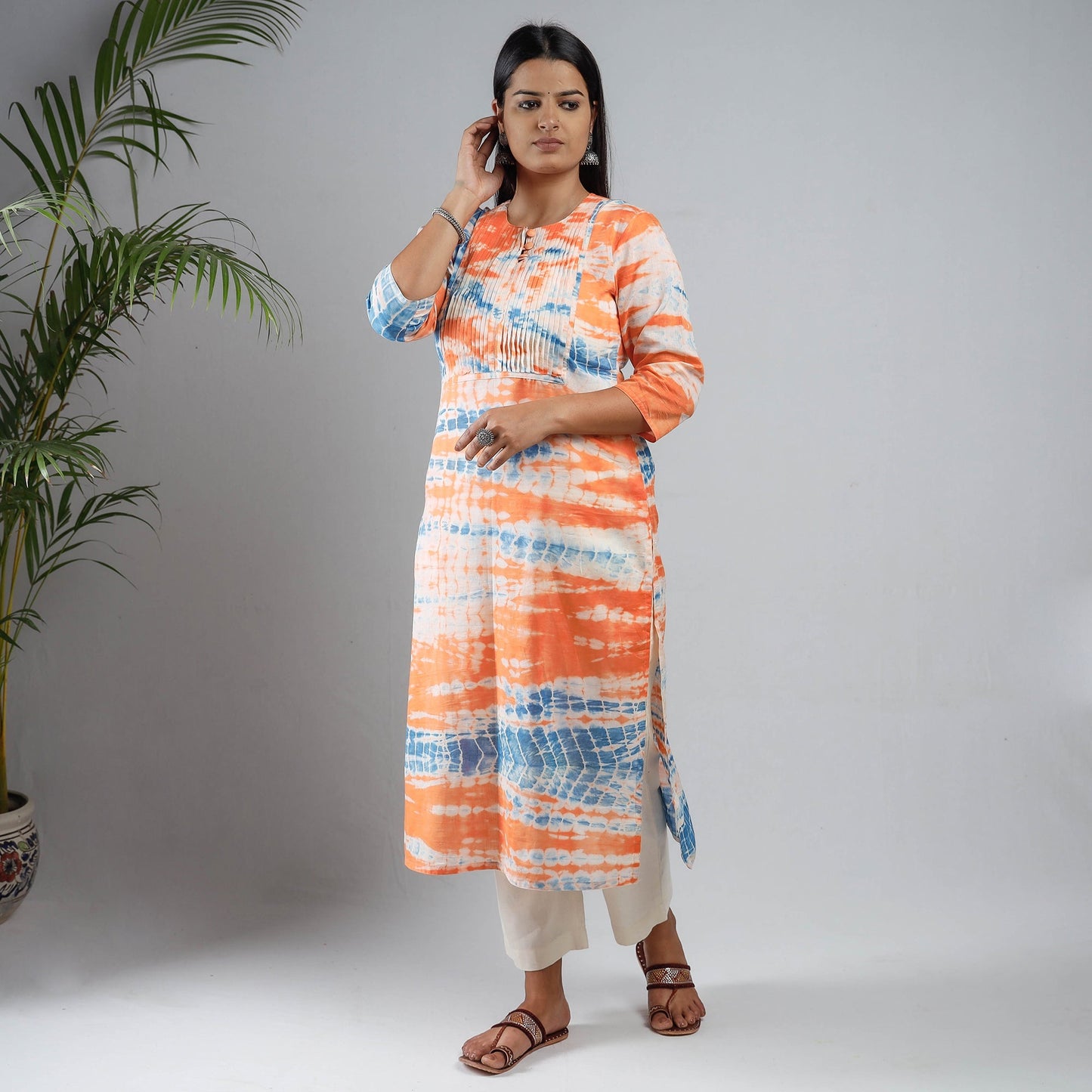 Buy Shibori Tie-Dye Mul Cotton Long Kurta Online at iTokri.com