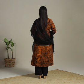 Orange Cotton Hand Batik Print Kurta Set (Set of 3)