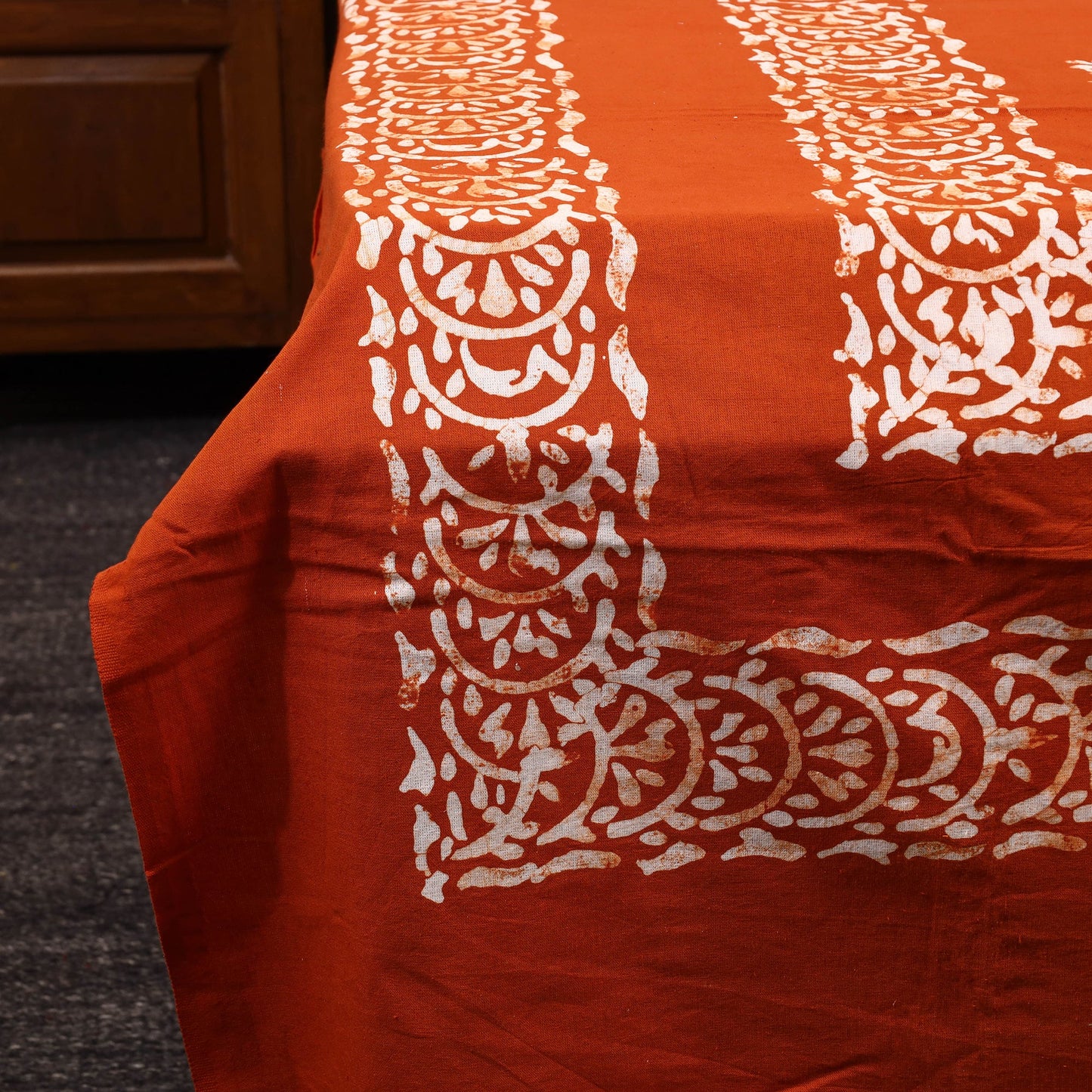 Buy Hand Batik Print Bed Sheet Online at iTokri.com