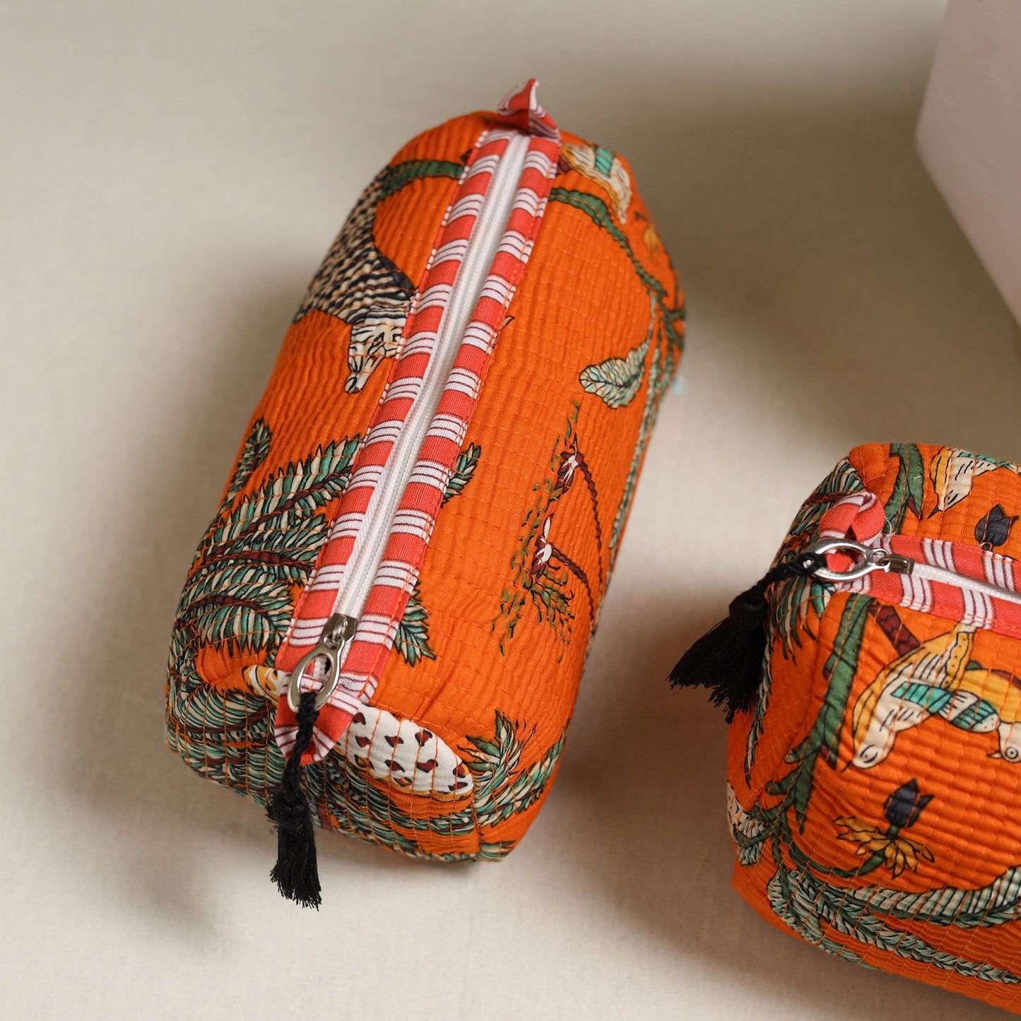 Floral hand block print quilted toiletry bags (set of 3) 05