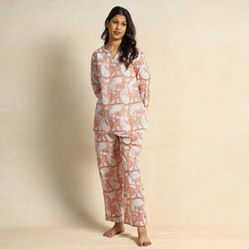 Buy Hand Block Printed Cotton Night Suit Online at iTokri.com
