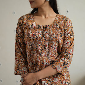 Hand Block Printed Cotton Short Pintuck Bagru Kurta for Women