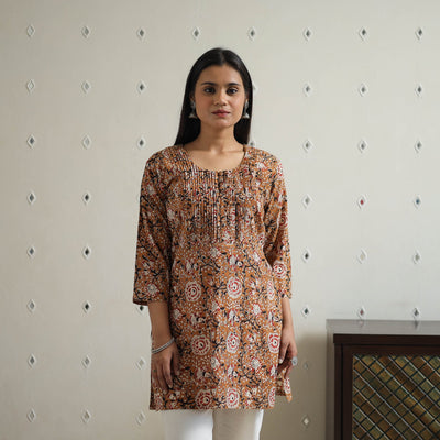 Hand Block Printed Cotton Short Pintuck Bagru Kurta for Women