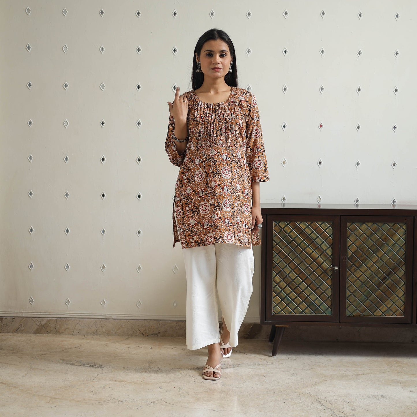 Hand Block Printed Cotton Short Pintuck Bagru Kurta for Women