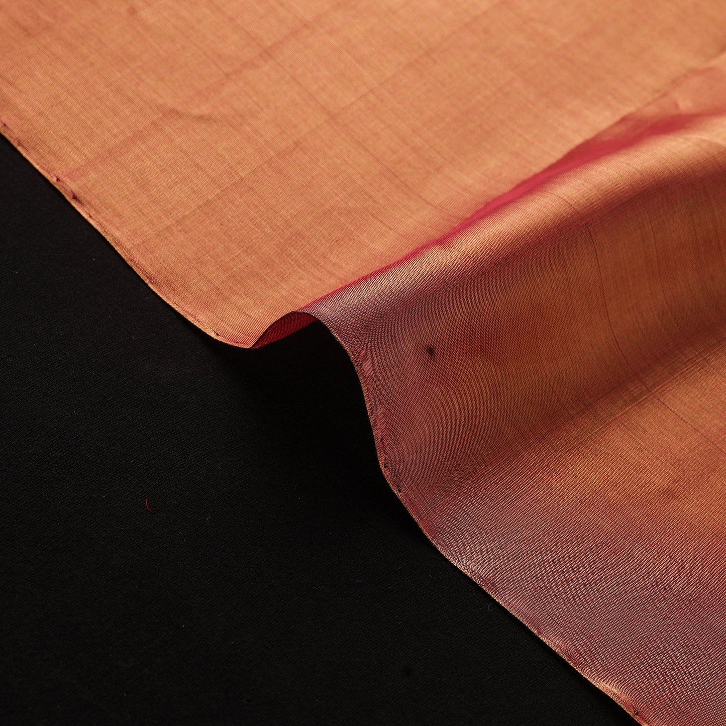 Handloom full tissue gold zari double tone chanderi silk