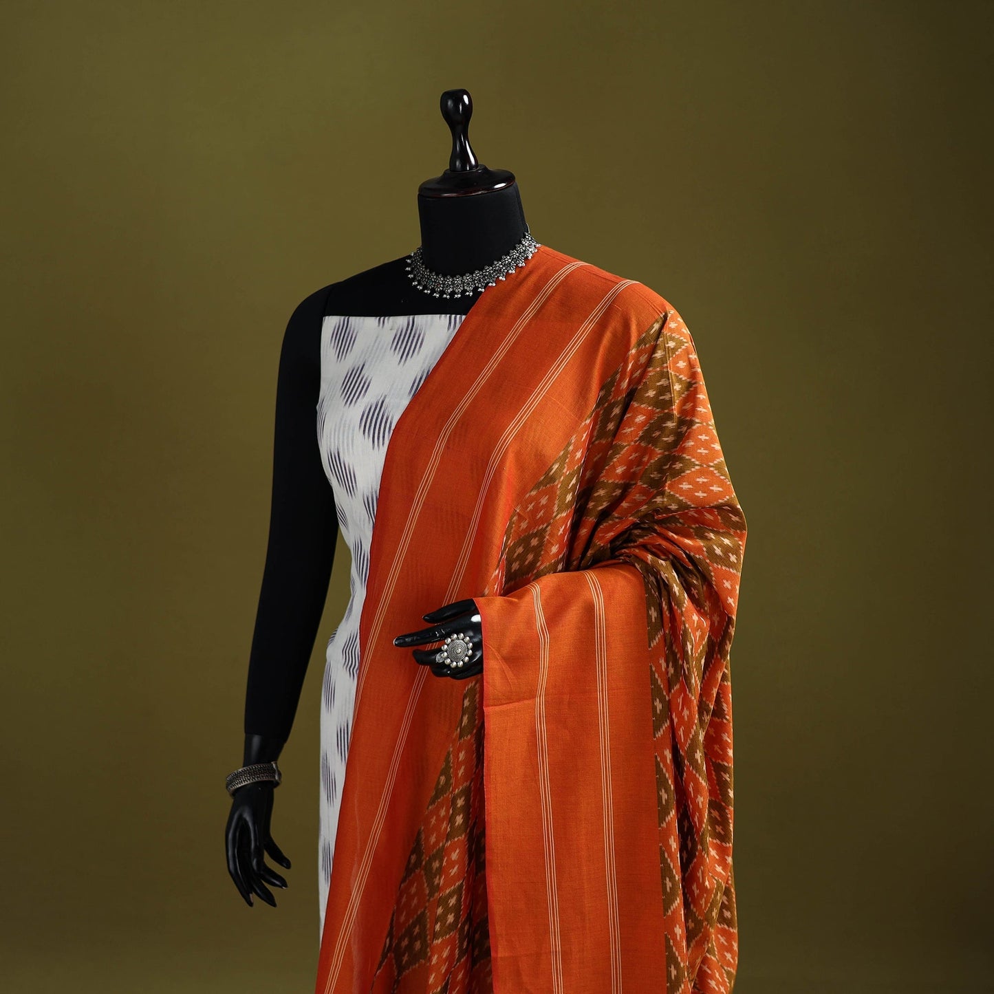 Handloom mercerised cotton pochampally ikat dupatta 01