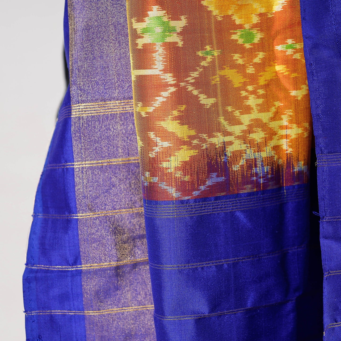  Handloom Pochampally Ikat Mulberry Silk Dupatta with Zari Border 