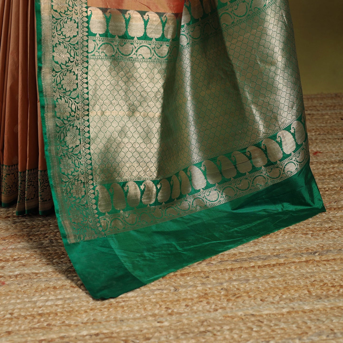Orange - handloom pure katan silk kaduwa zari buti banarasi