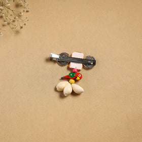 Handmade gs shell & thread work hair clip 30 - handcrafted