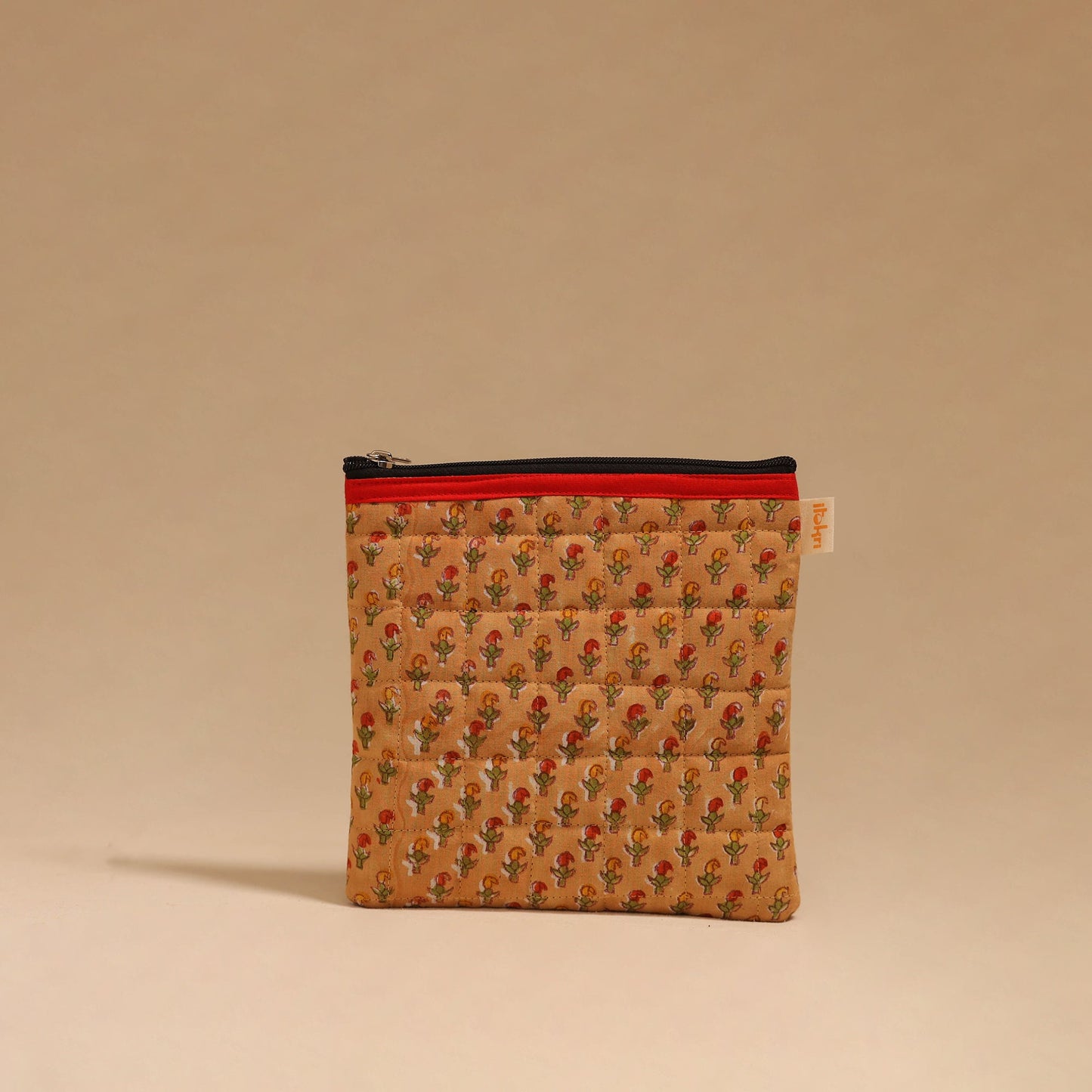 Handmade quilted utility pouch 05 - handcrafted