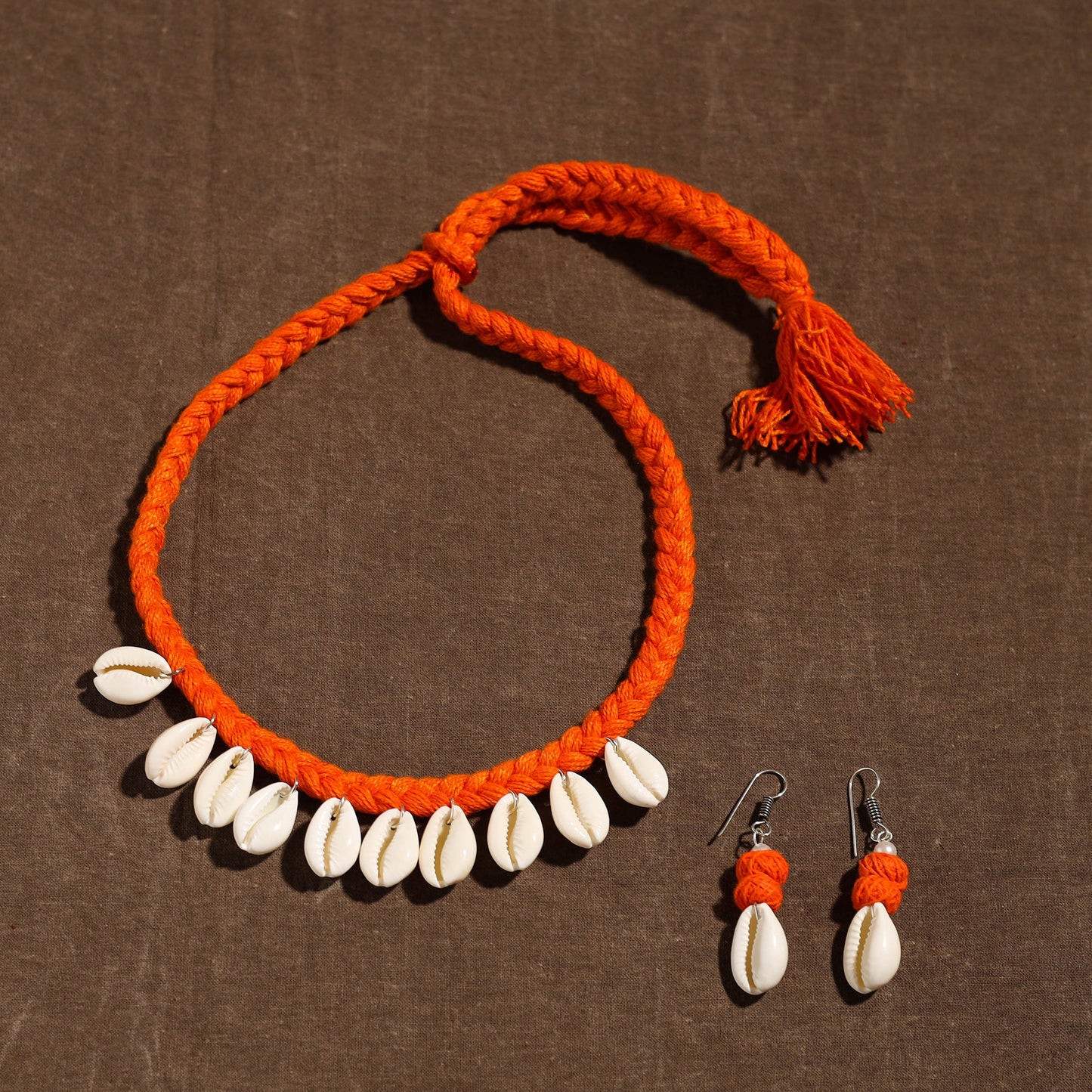 Buy Handmade Thread Braided Shell Necklace Set