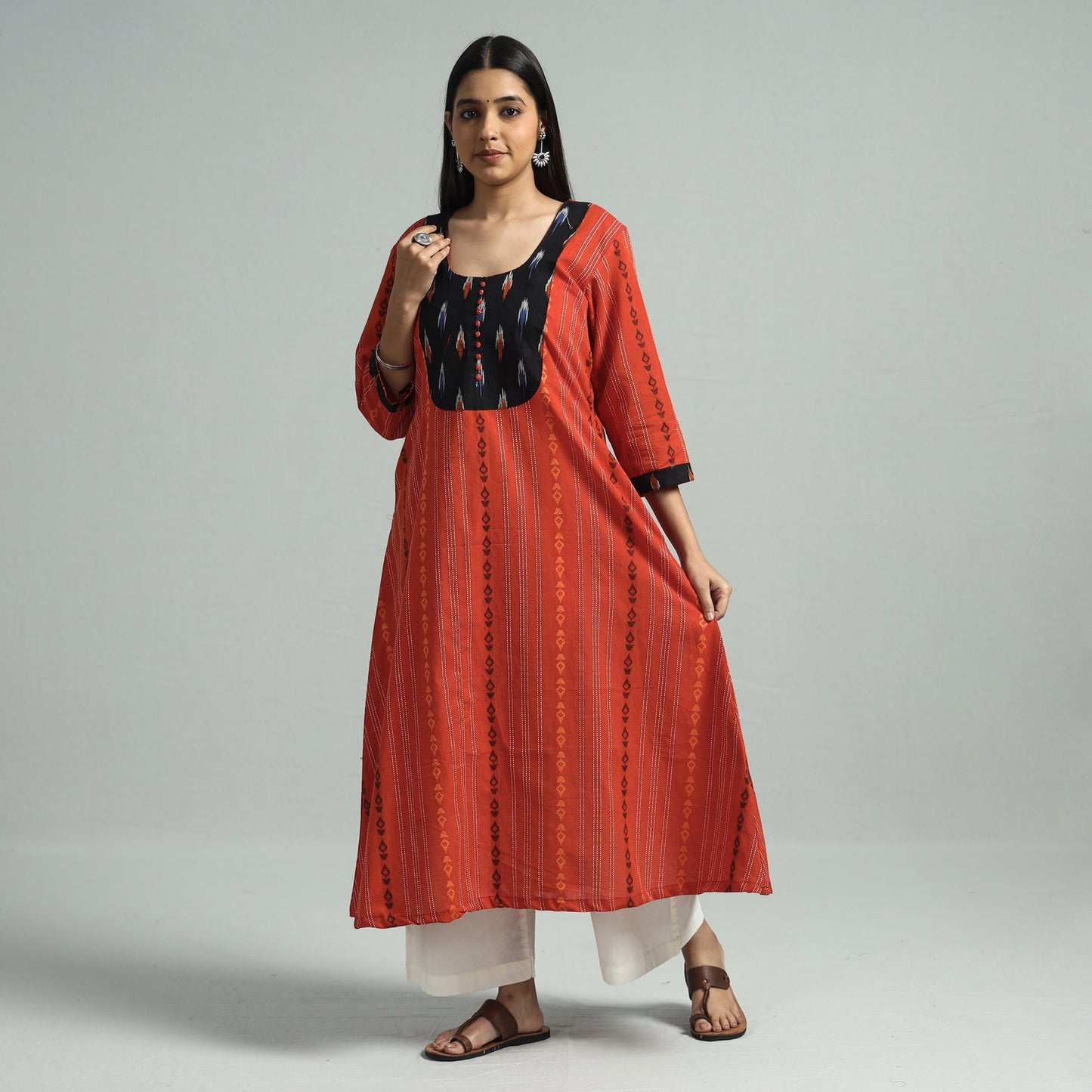 Buy Jacquard Weave Cotton Kurta with Ikat Patchwork Online at iTokri.com