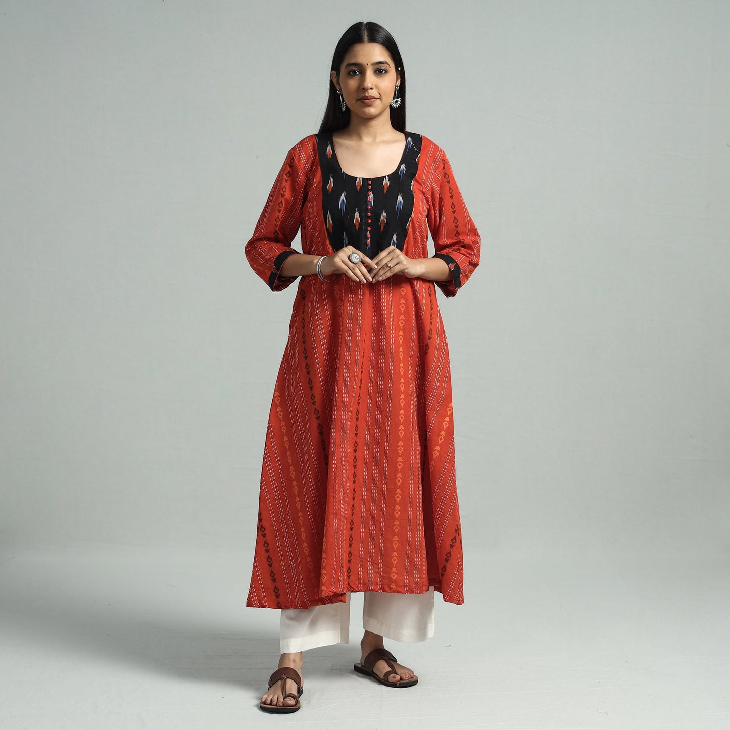 Buy Jacquard Weave Cotton Kurta with Ikat Patchwork Online at iTokri.com