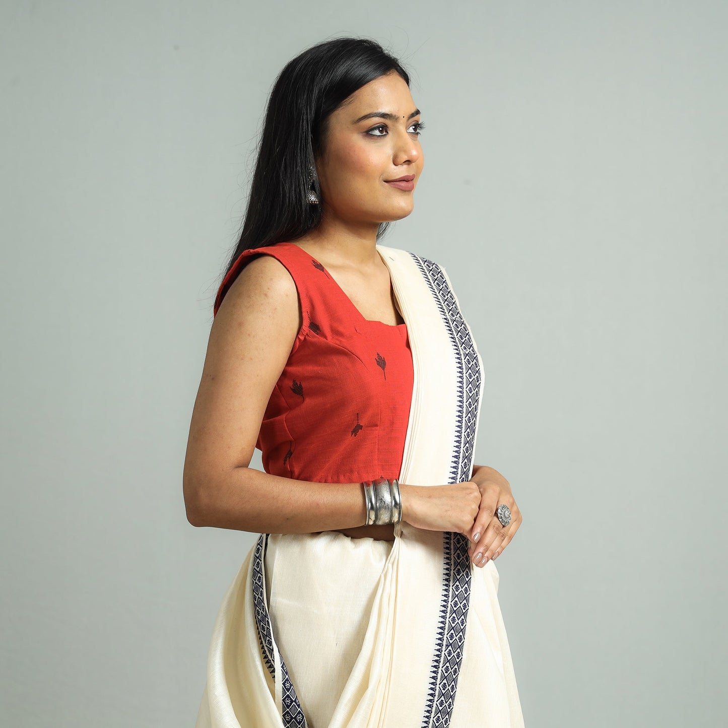 Buy Jacquard Weave Cotton Stitched Sleeveless Blouse Online at iTokri.com