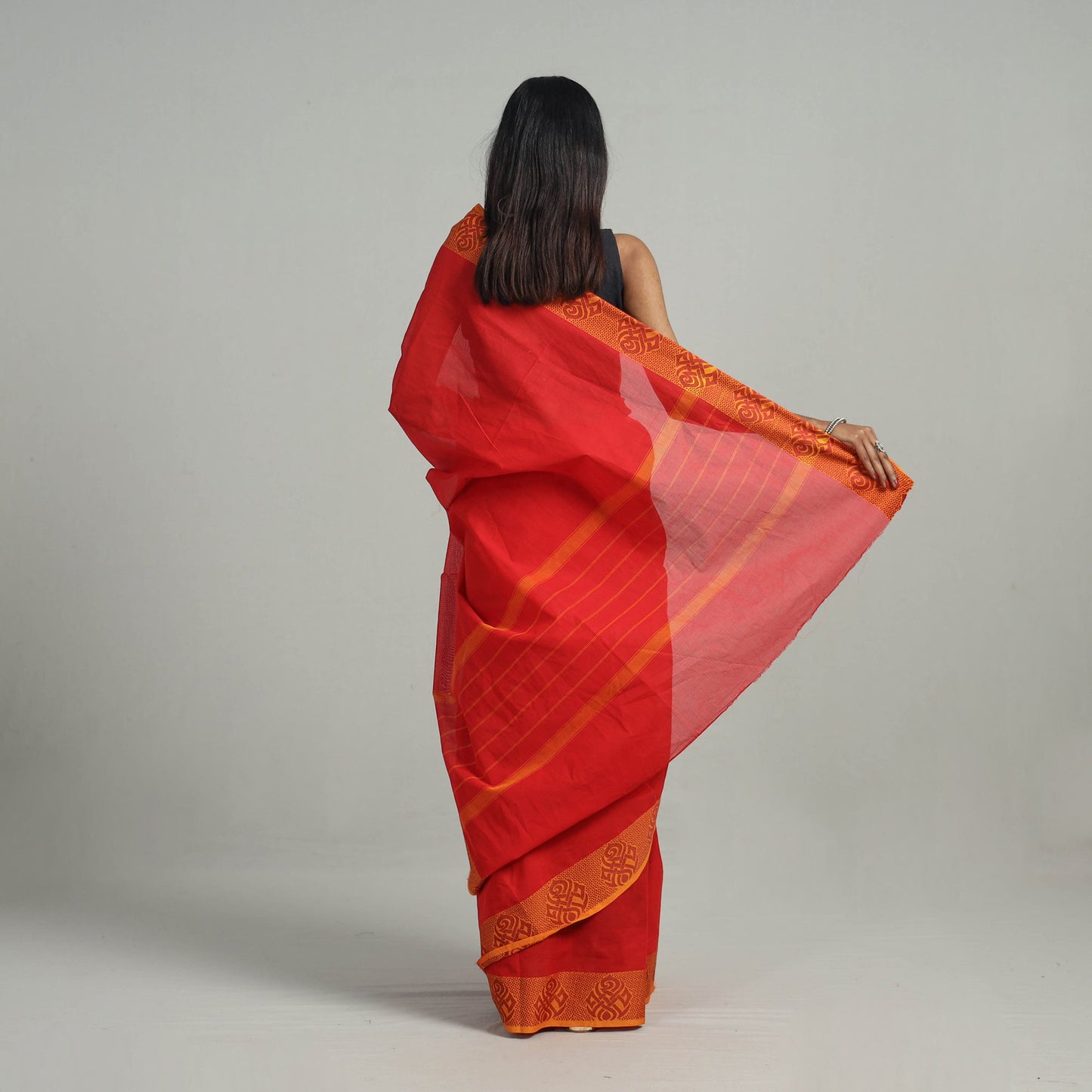 Orange - kanchipuram cotton saree with thread border 04