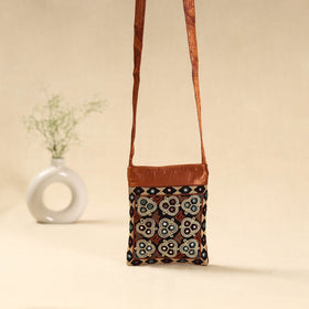 Kutch ahir hand embroidered sling bag 34 - handcrafted