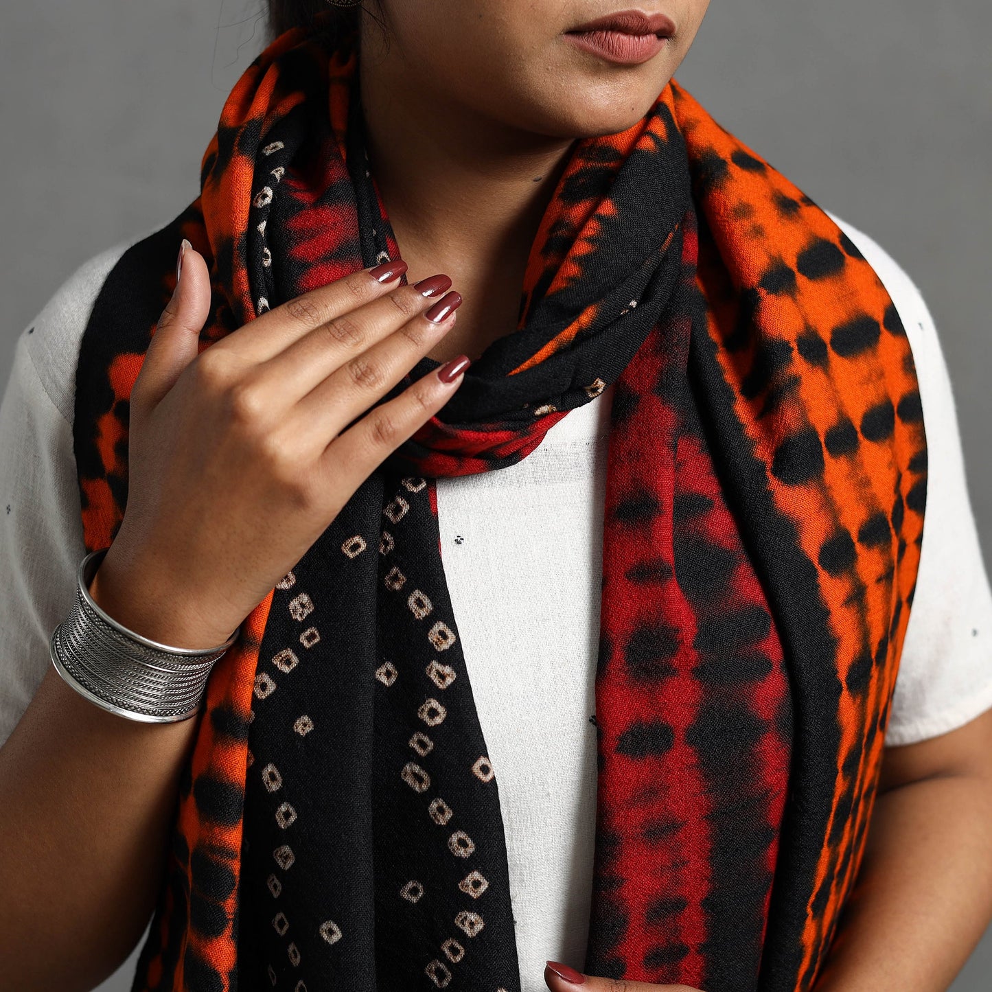 Orange - kutch handwoven woolen shibori & bandhani stole 40