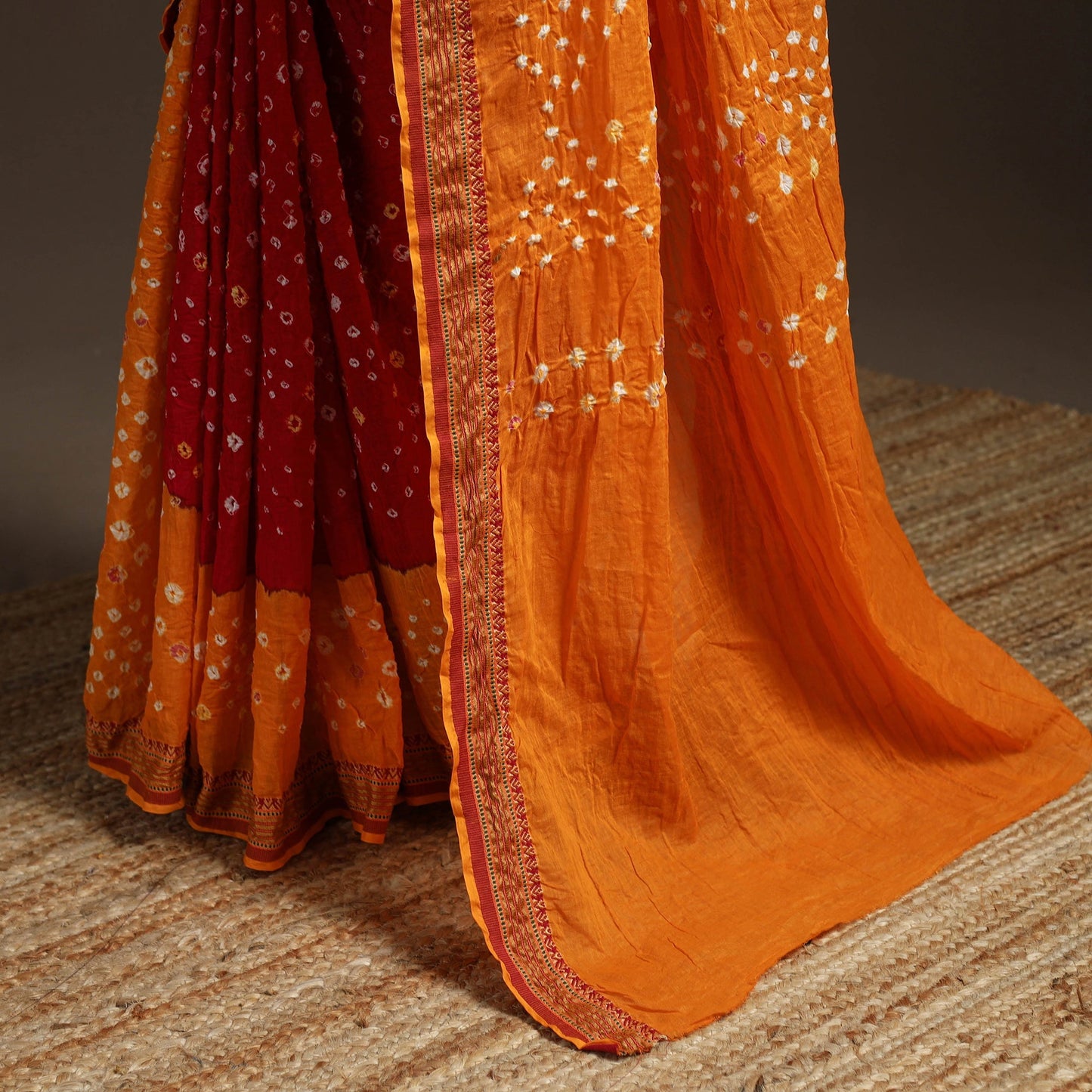 Kutch tie-dye cotton bandhani saree with blouse piece 22