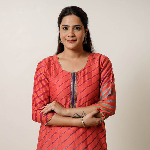  Leheriya Tie-Dye Chanderi Silk Long Kurta 