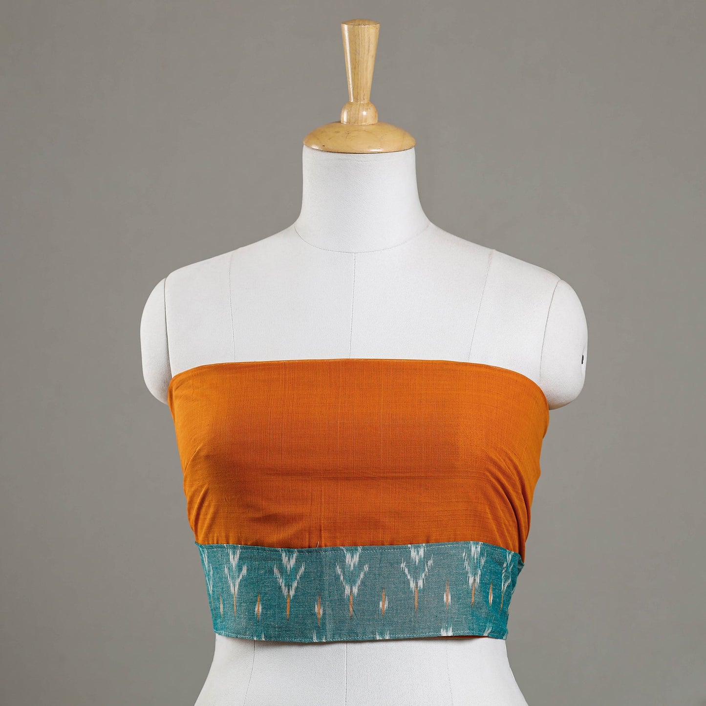 Buy Mangalagiri Handloom Cotton Blouse Piece with Border Online at iTokri.com