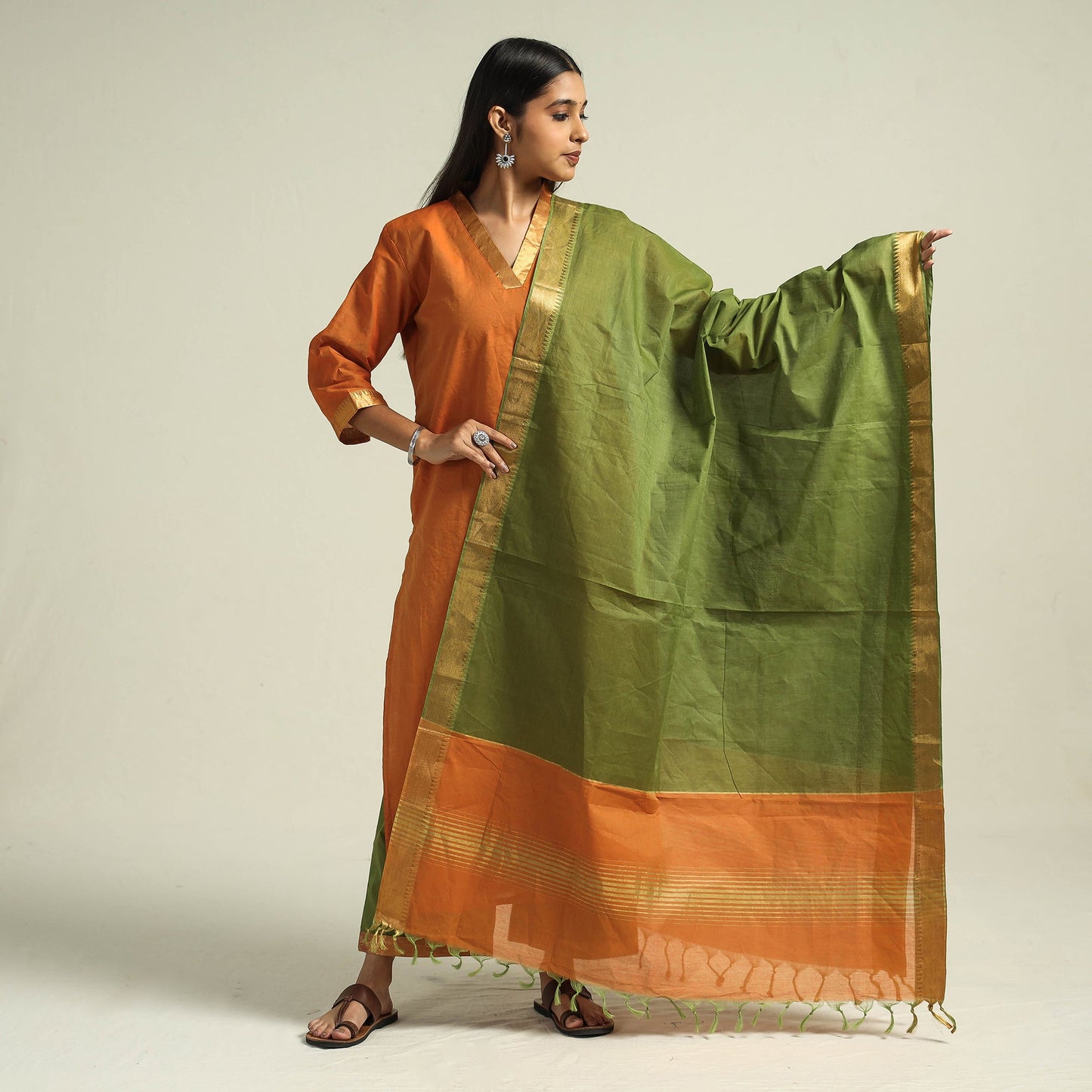 Buy Mangalagiri Handloom Cotton Kurta with Palazzo & Dupatta Set Online at iTokri.com