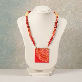 Buy Miniature Hand-painted Wooden Necklace With Beads Online at iTokri.com