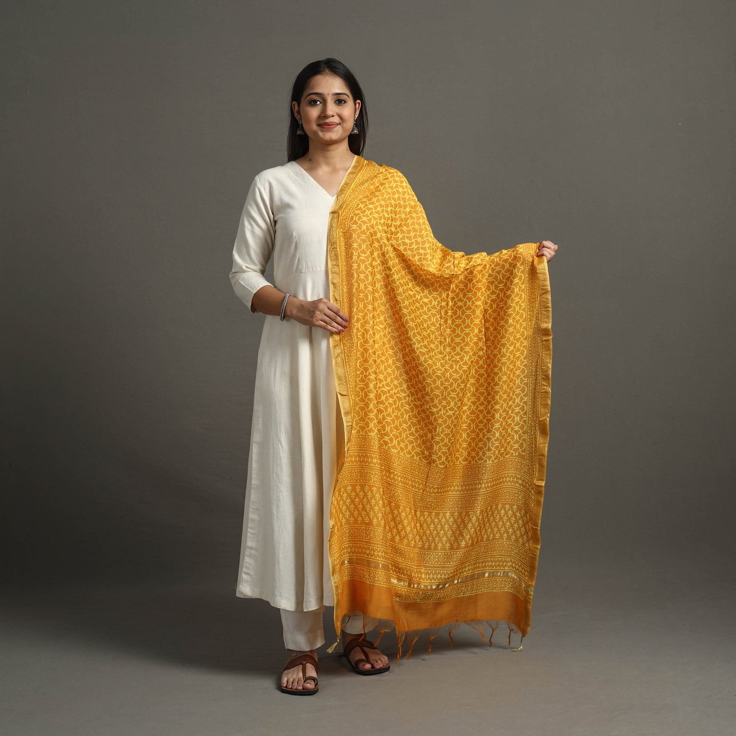 Orange - printed chanderi silk bagru dupatta 02